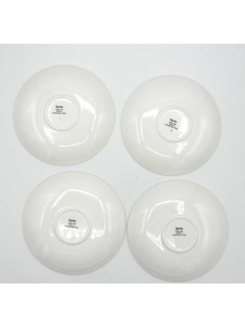 Christmas Tree by Spode Flat Cup & Saucer Set of 4 Pattern Code: SP CHT England - Picture 10 of 12